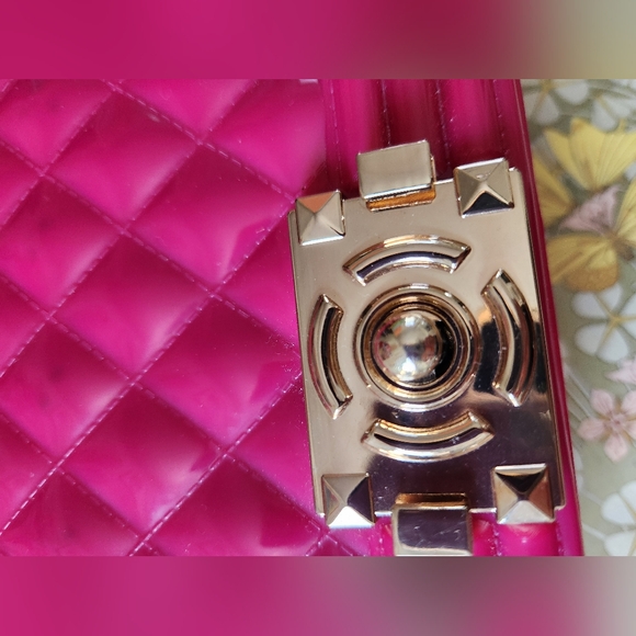 Purse - Picture 16 of 16